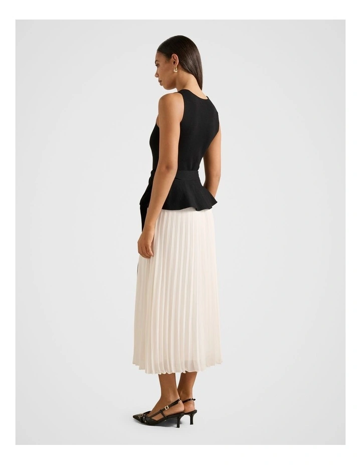 Peony Pleated Mixed Dress in Multi image 2