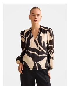 Romina Long Sleeves Blouse in Black