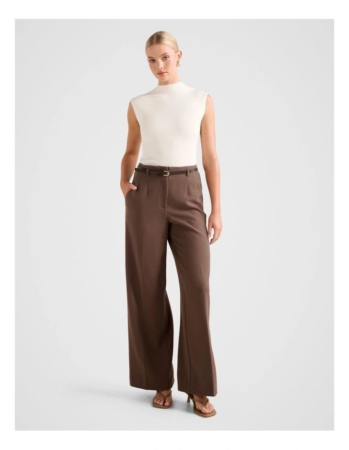 Kallie Extended Shoulder Rib Top in Cream image 5
