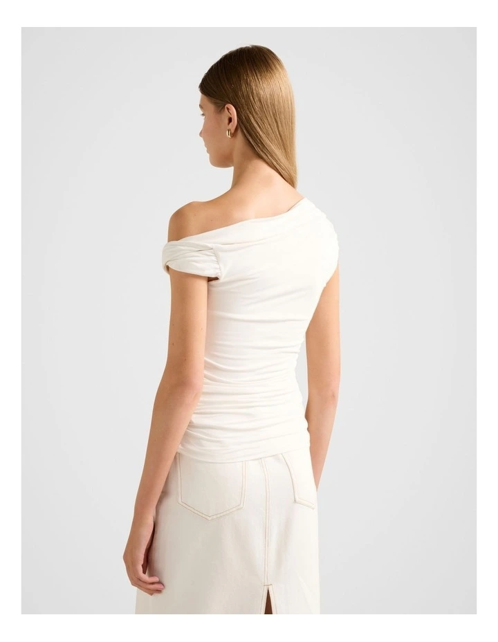 Rylee Tipped Shoulder Top in White image 2