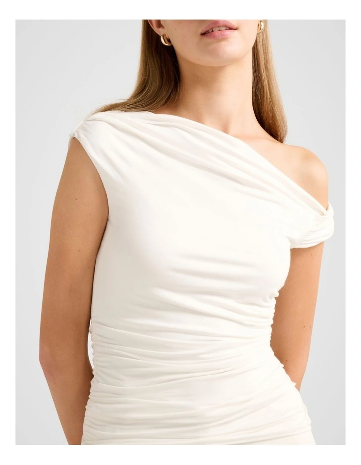 Rylee Tipped Shoulder Top in White image 4