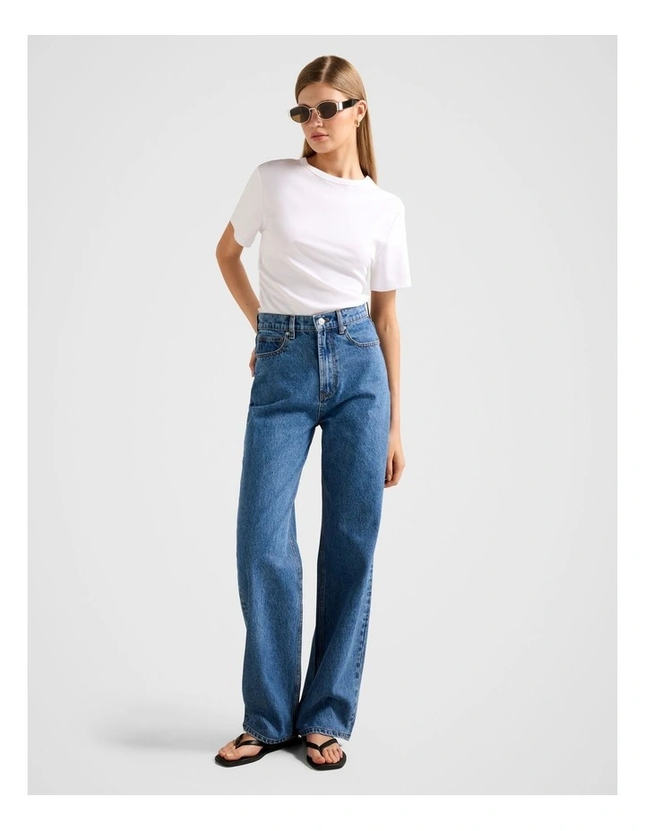 Saskia Boxy T-shirt in White image 5