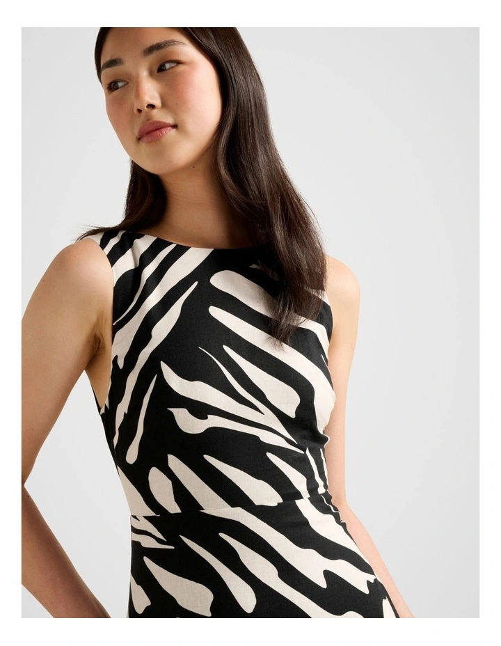 Elara Open Back Linen Midi Dress in Black image 4