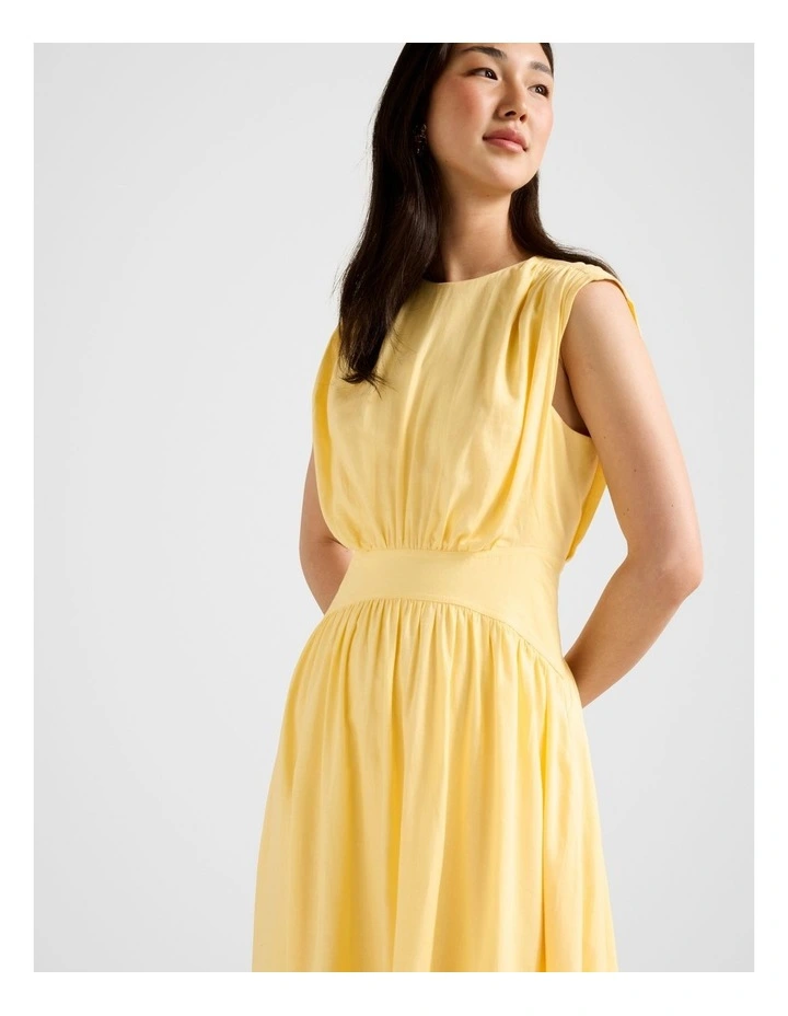 Isobel Tapered Waist Linen Midi Dress in Yellow image 4