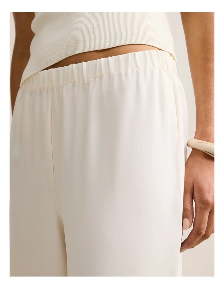 Evelyn Elastic Wide Leg Pants in Cream image 4