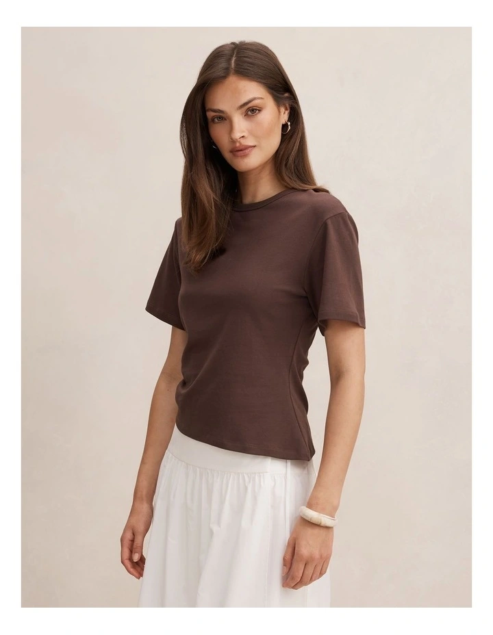 Saskia Boxy T-shirt in Chocolate image 3