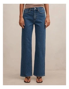 Nicki Mid Rise Straight Jeans in Blue