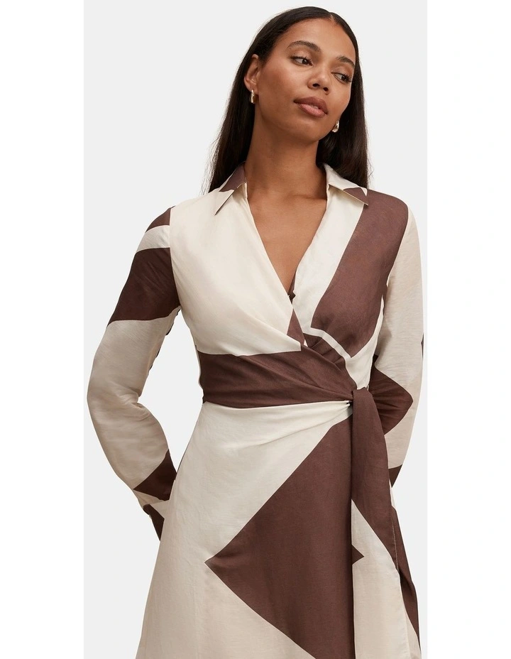 Angelina Long Sleeves Tie Midi Dress in Multi image 4