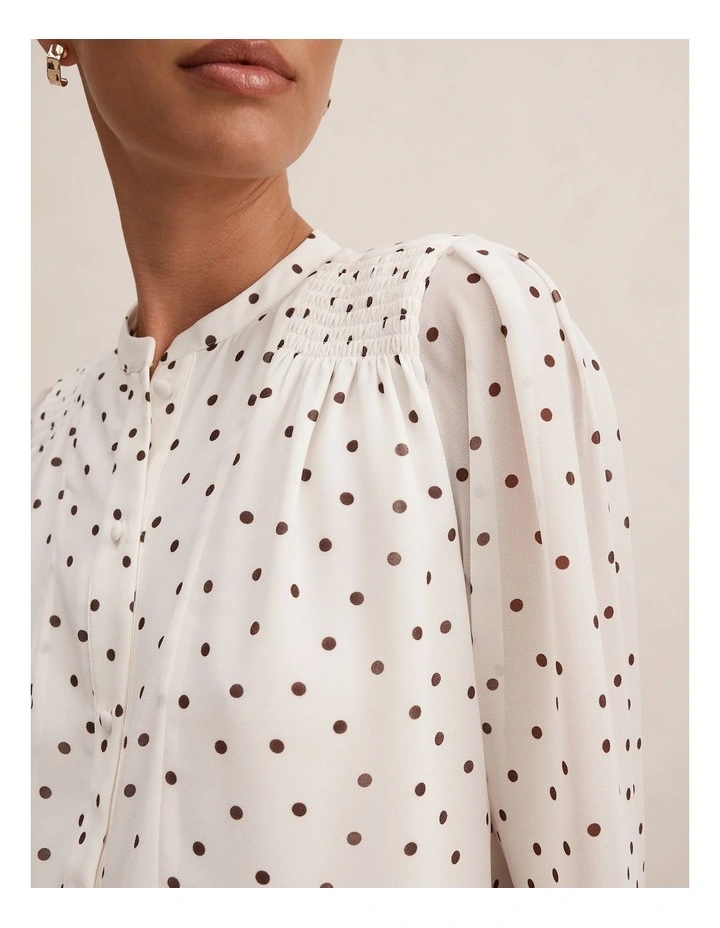 Rory Sheering Blouse in Cream image 4