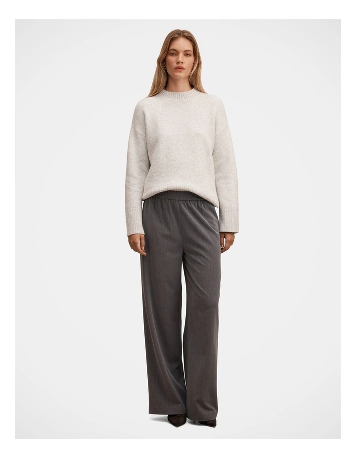 Kerrie Relaxed Jumper in Grey image 5