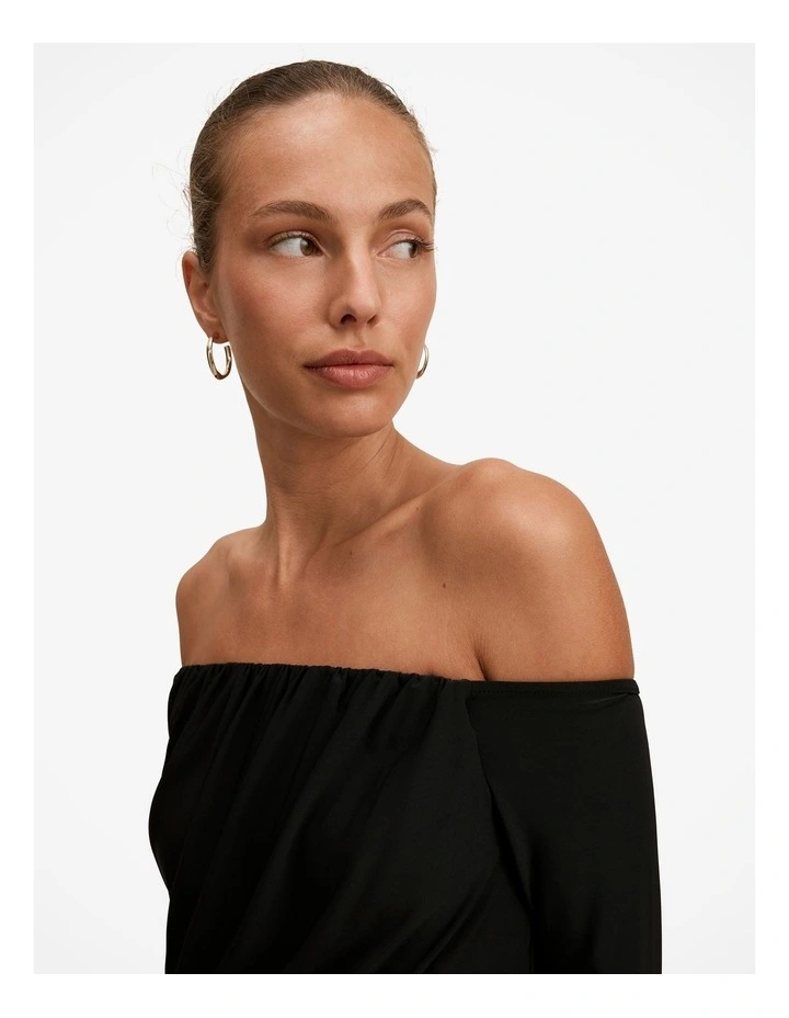 Dallas Draped Long Sleeves Top in Black image 4