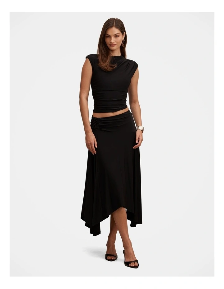 Logan Asymmetrical Shoulder Top in Black image 5