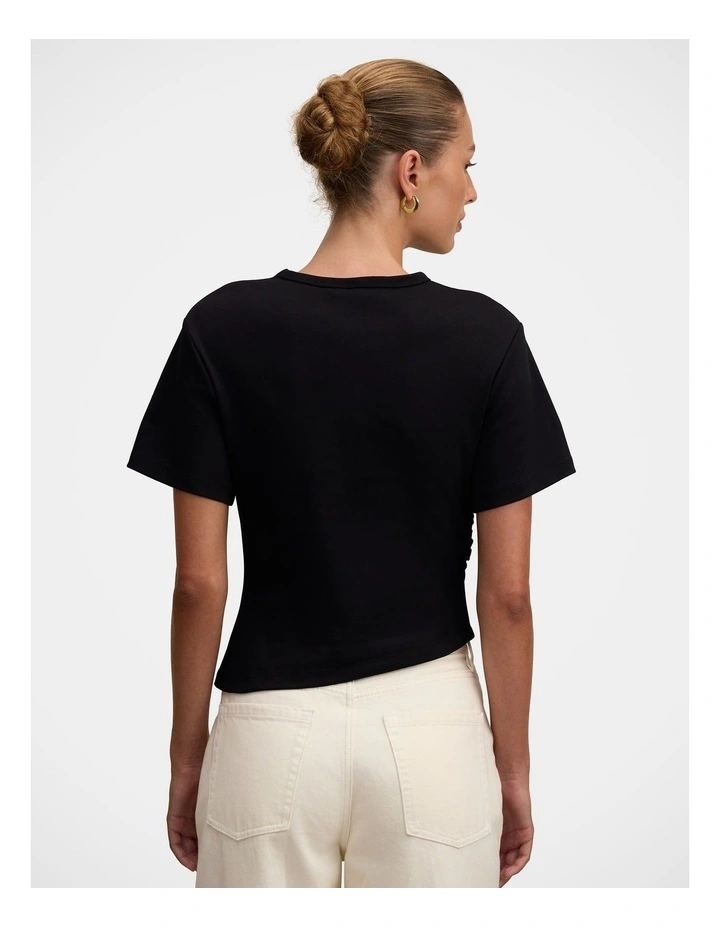 Saskia Boxy T-shirt in Black image 2