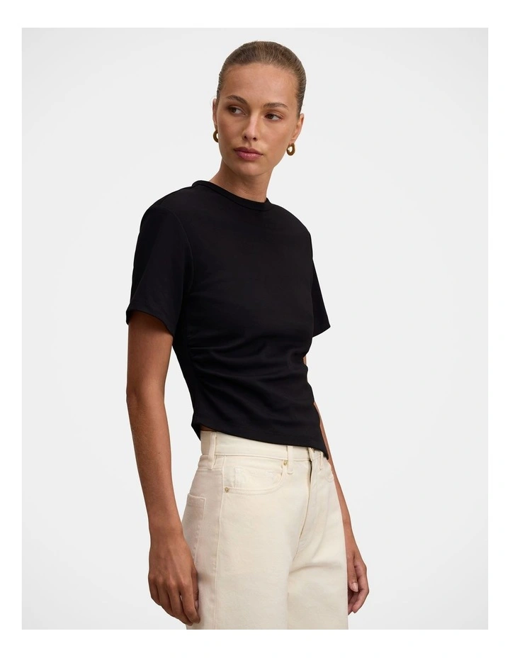 Saskia Boxy T-shirt in Black image 3