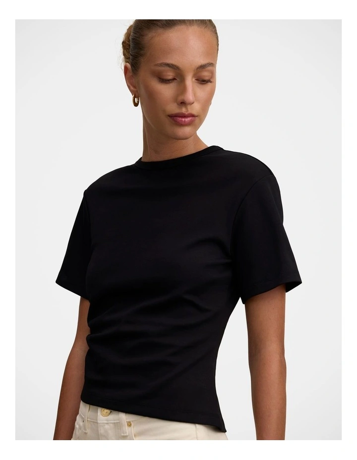 Saskia Boxy T-shirt in Black image 4