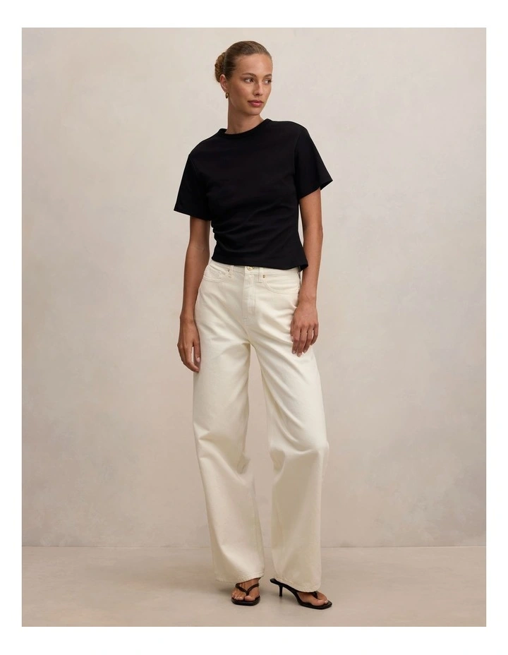 Saskia Boxy T-shirt in Black image 5