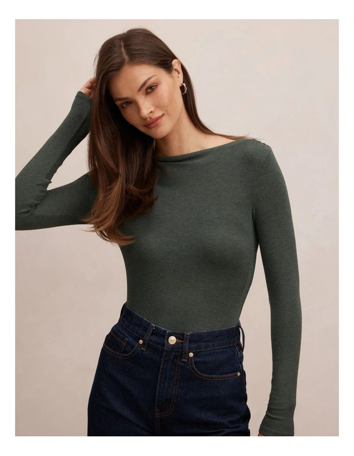 Jasmine Straight Neck Top in Green image 4