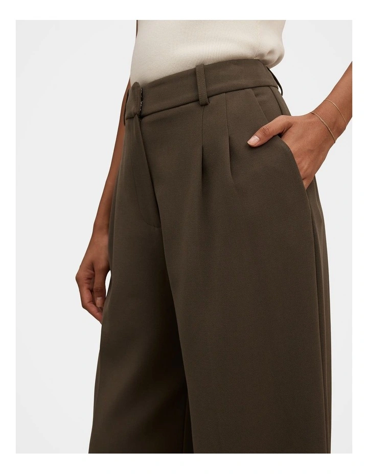 Eva Pleated Wide Leg Pant in Green image 4