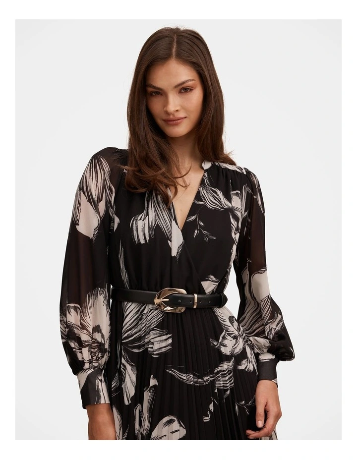 Saskia Pleated Wrap Midi Dress in Multi image 4