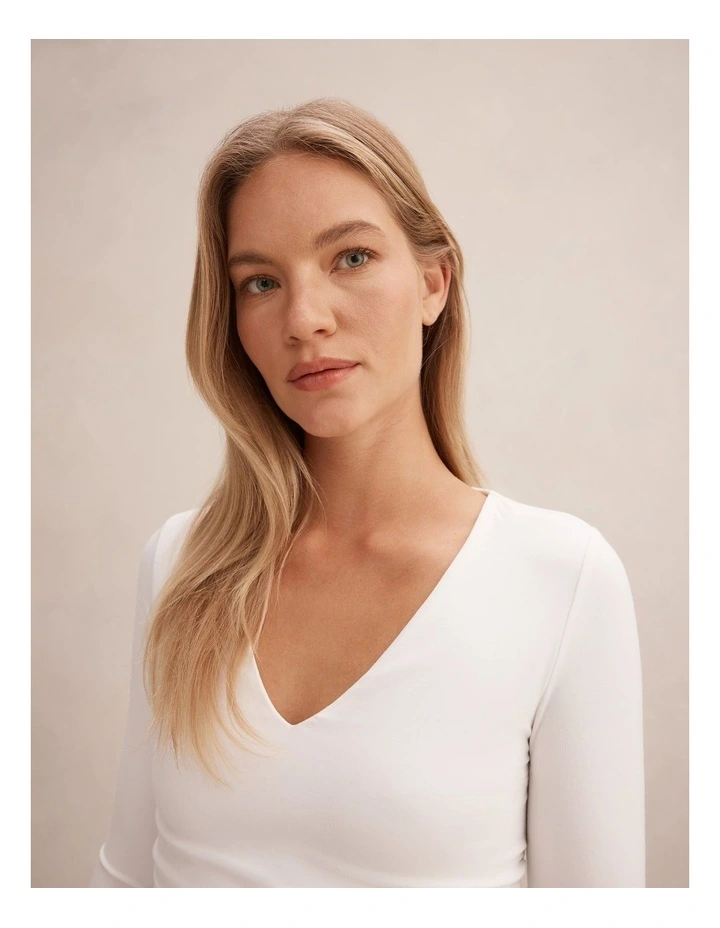 Alice V Neck Long Sleeve Top in White image 4