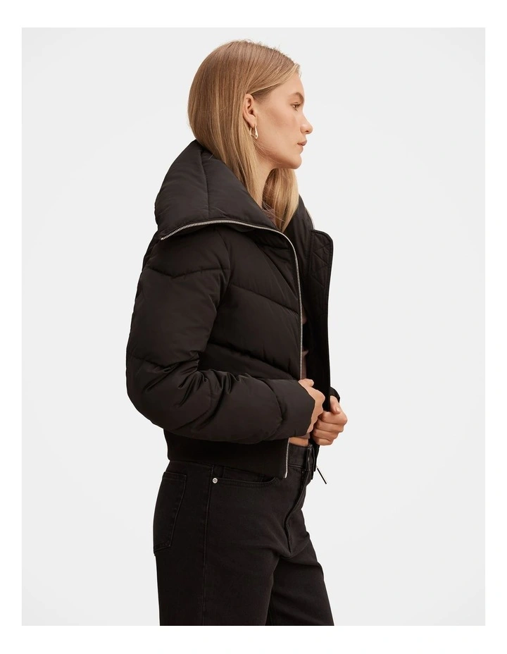 Evie Cropped Ribbed Detailed Puffer Jacket in  Black image 3