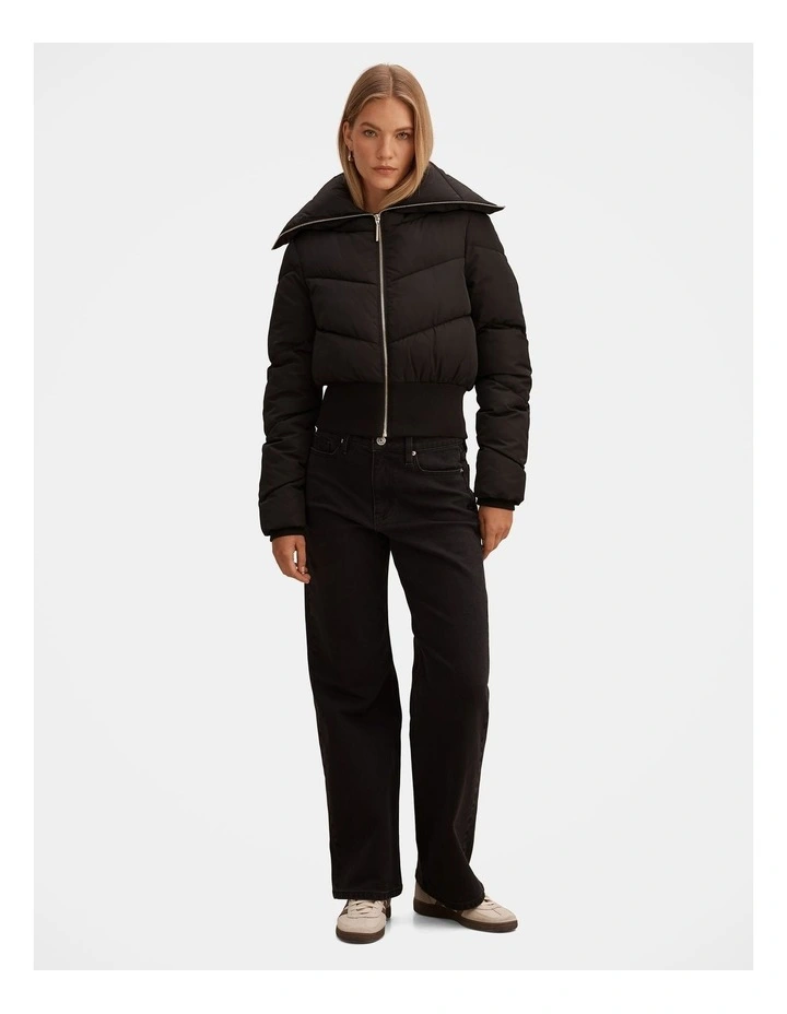 Evie Cropped Ribbed Detailed Puffer Jacket in  Black image 5