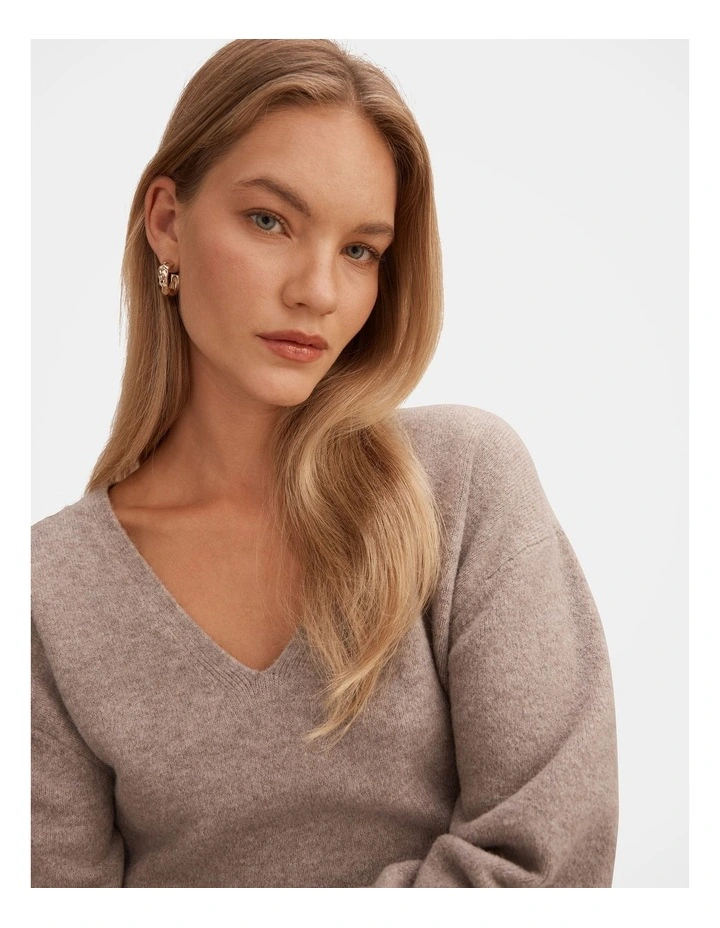 Eloise V-Neck Jumper in Brown image 4