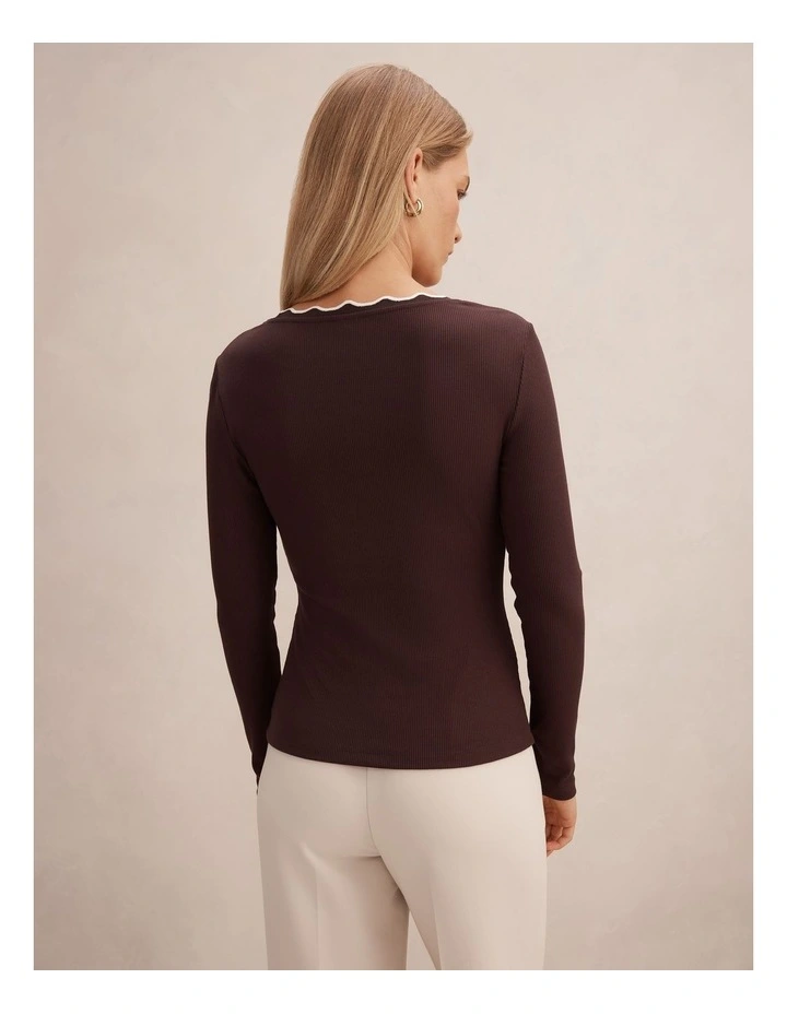 Rebecca Scallop Long Sleeves Top in Chocolate and Porcelain image 2