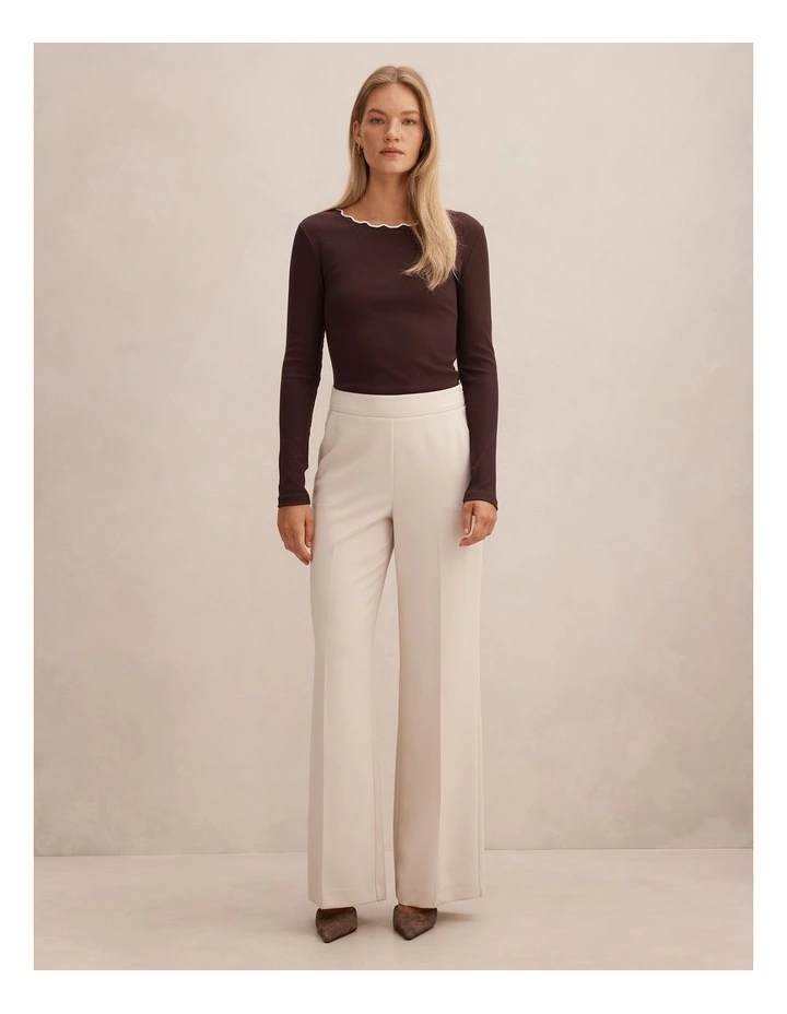 Rebecca Scallop Long Sleeves Top in Chocolate and Porcelain image 5