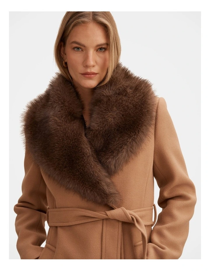 Shelby Faux Fur Collar Coat in Beige image 4