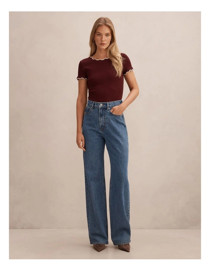 Rebecca Scallop Trim T-shirt in Deep Maroon and Porcelain image 5