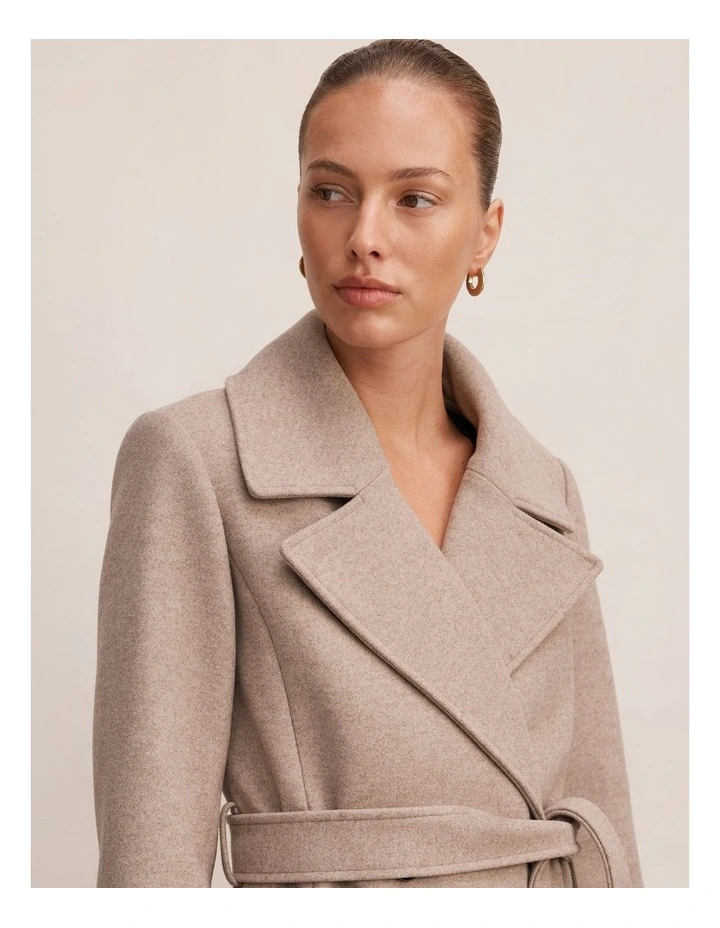 Sandy Belted Coat in Mushroom Marle image 4