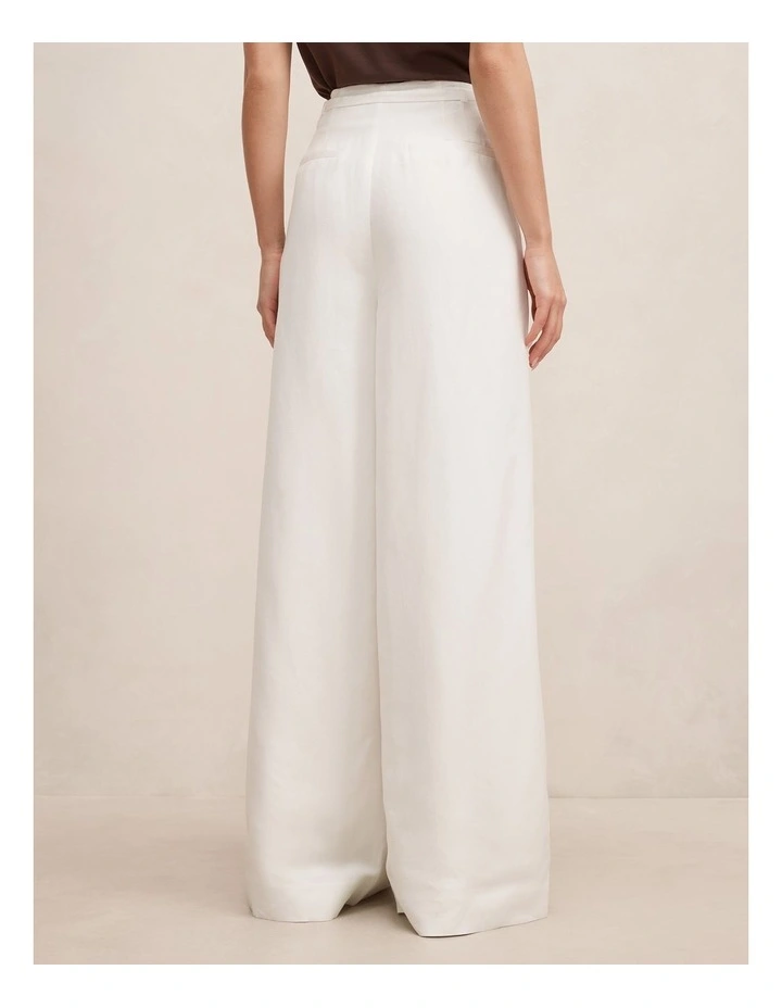 Matilda Linen Blend Wide Leg Pants in Porcelain image 2