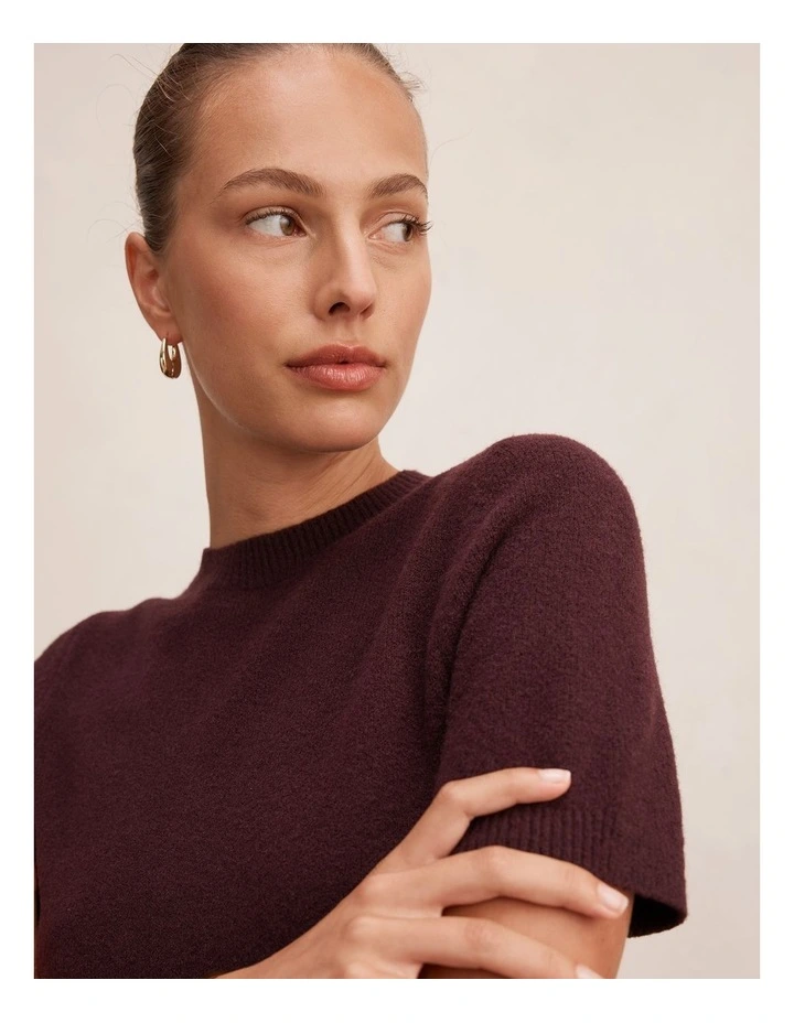 Elliotte Knitted T-shirt in Plum image 4