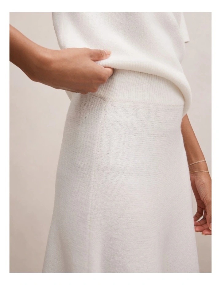 Elliotte Knitted Midi Skirt in White image 4