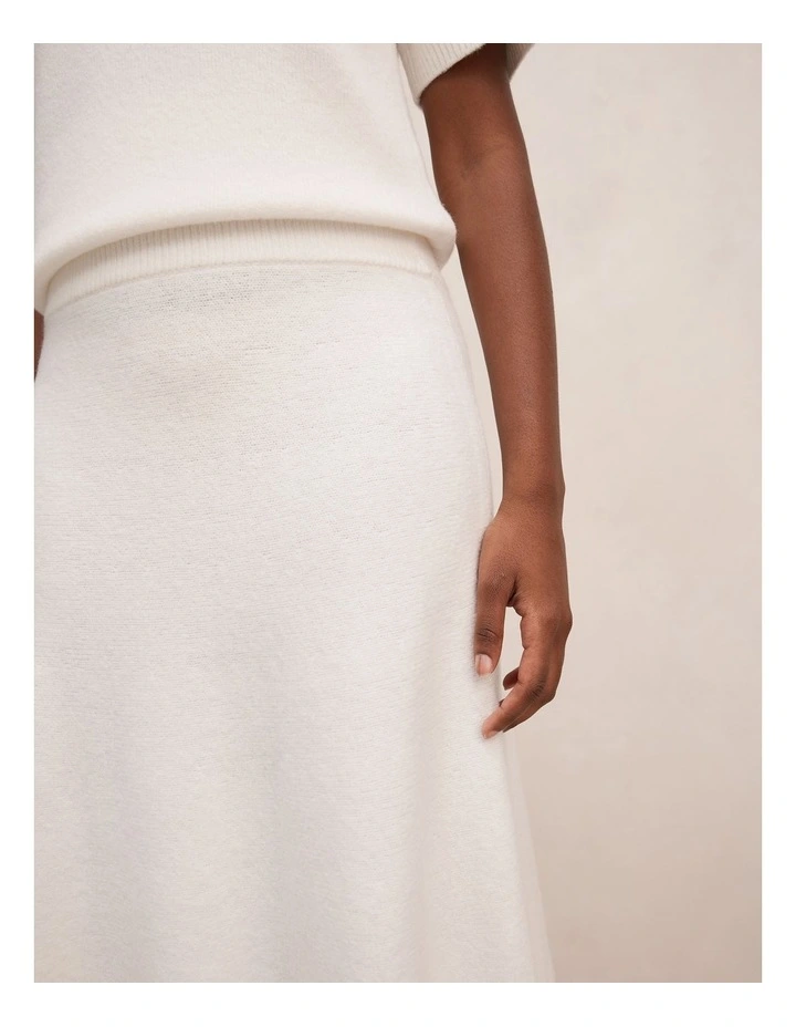Elliotte Knitted Midi Skirt in White image 4