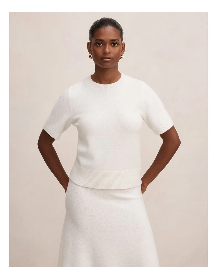 Elliotte Knitted T-shirt in White image 1