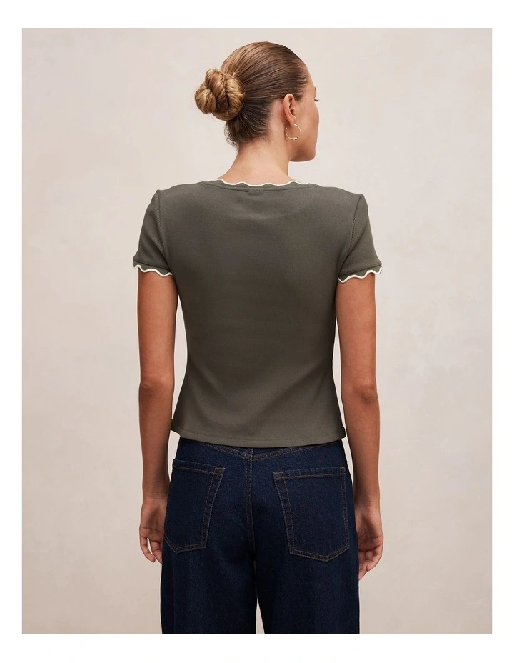 Rebecca Scallop Trim T-shirt in Thyme and Porcelain image 2