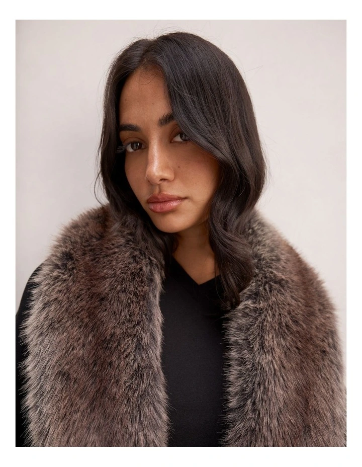 Megan Faux Fur Collared Jacket in Black image 4