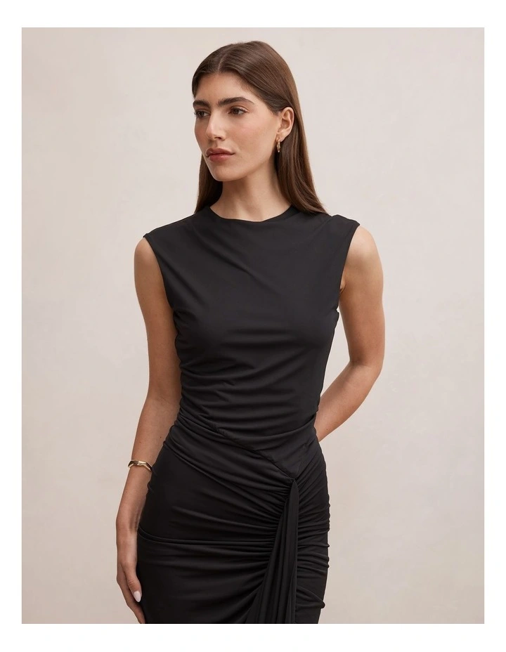 Shara Gathered Bubble Maxi Dress in Black image 4