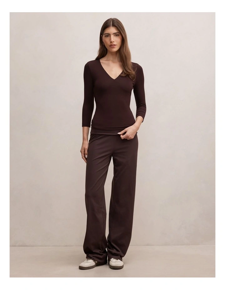 Tia V-Neck 3/4 Sleeves Top in Brown image 5
