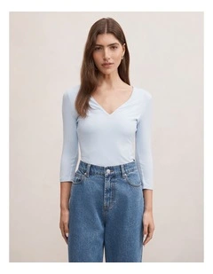 Tia V-Neck 3/4 Sleeves Top in Blue