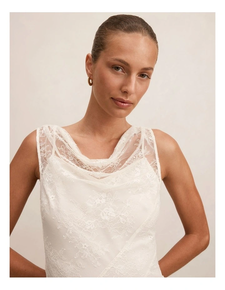 Jenna Panelled Lace Dress in White image 4