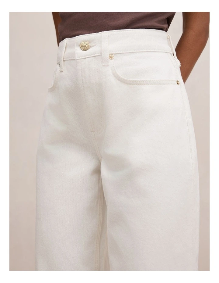 Nicki Mid Rise Straight Jeans in White image 4