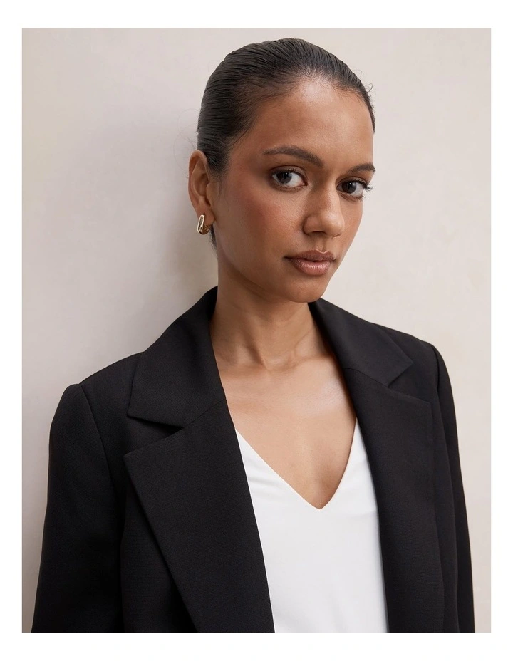 Dylan Boyfriend Blazer in Black image 4