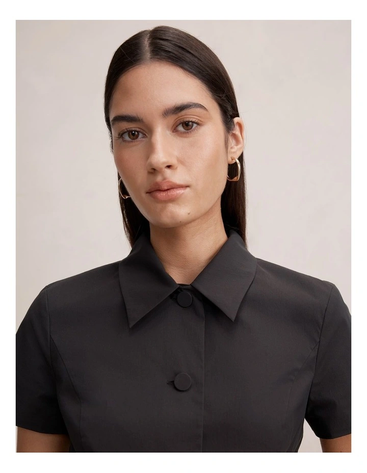 Bonnie Cropped Button Top in Black image 4