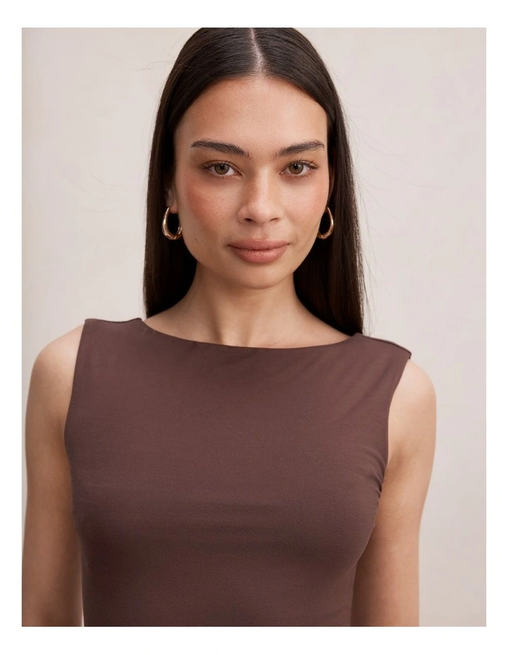 Bonnie Scoop Back Tank Top in Chocolate image 4