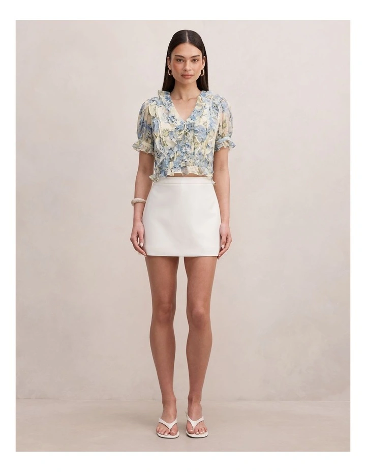 Blossom Ruffle Blouse in Multi image 5