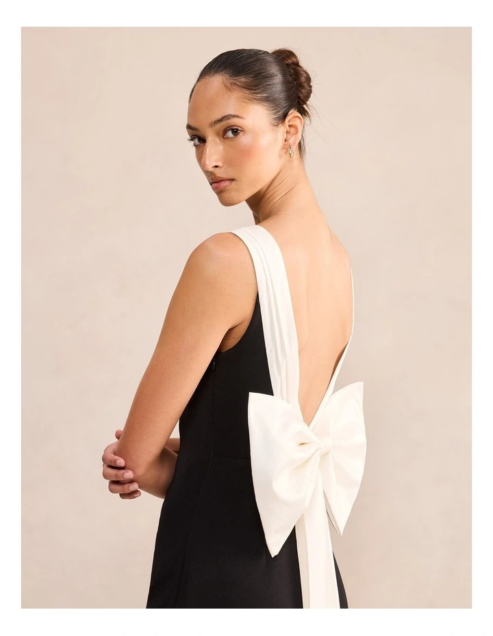 Odessa Bow Back Bodycon Dress in Black image 3