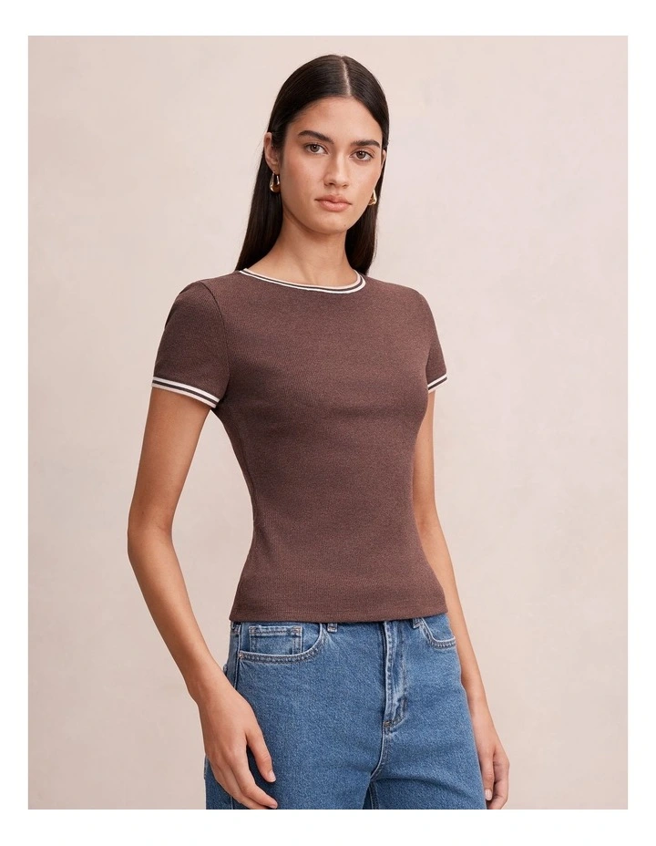 Rosie Tipped Trim Short Sleeves T-shirt in Brown image 3